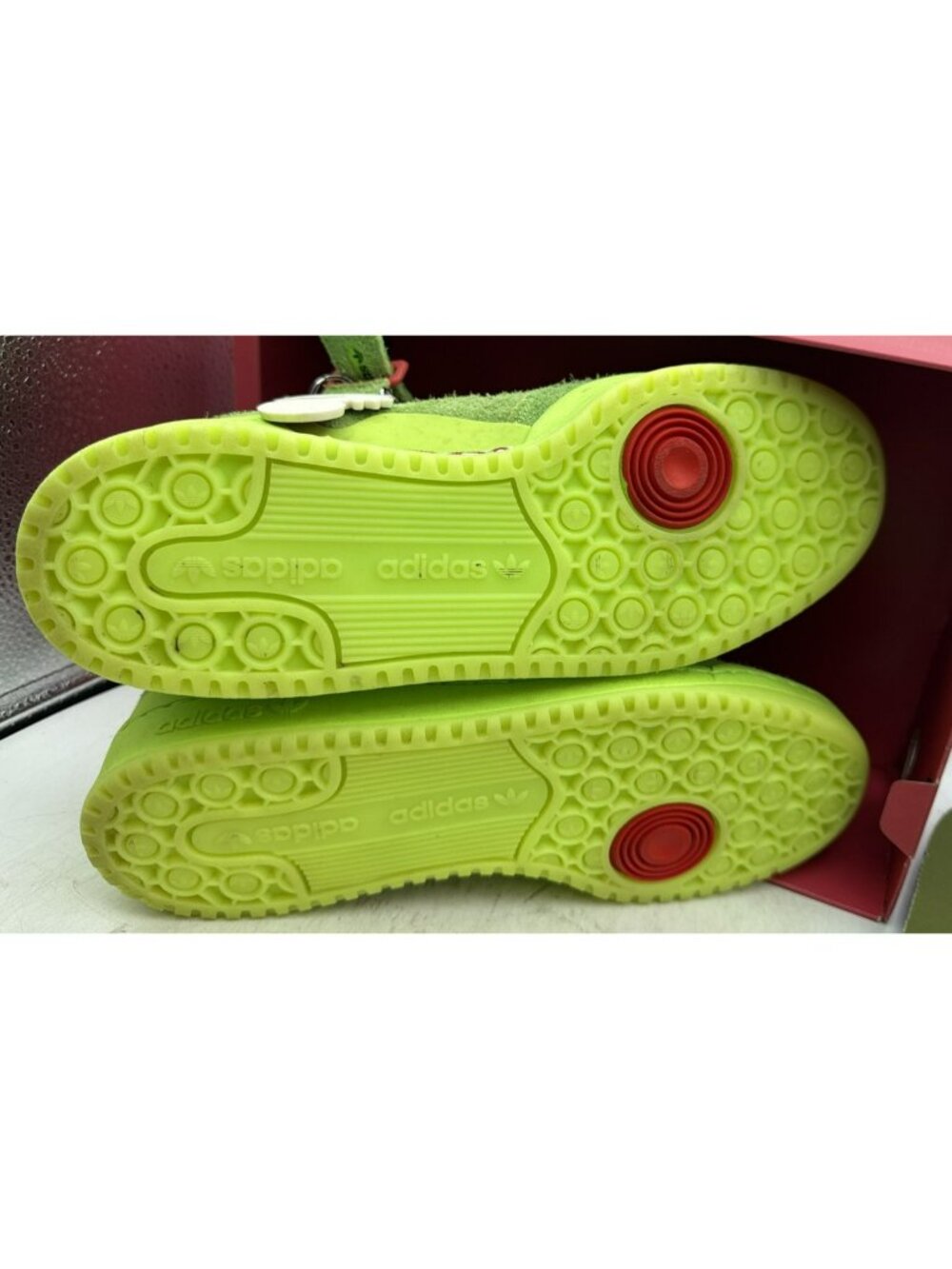 Adidas Forum Low the Grinch OPT1 Size 8 Men Size 9 Women’s - Picture 9 of 16